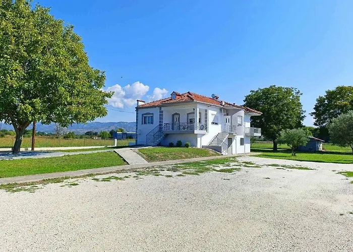 Themis Family Hideaway *